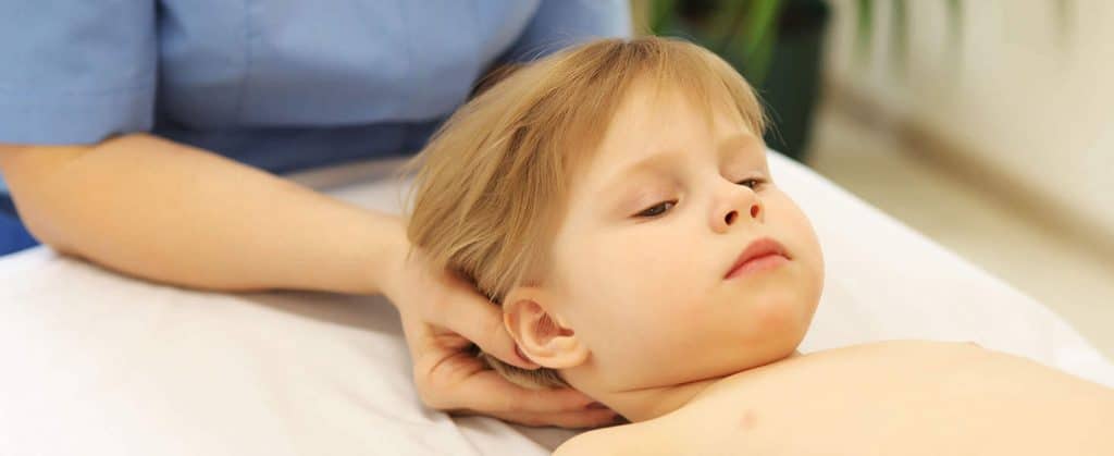 процедура детского лечебного массажа
